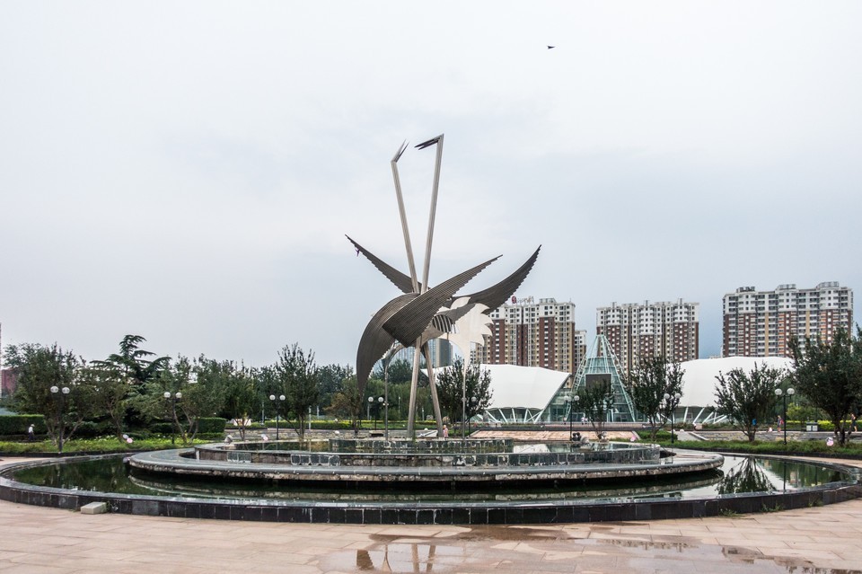 北京國際雕塑公園,北京國際雕塑公園，全面解析數(shù)據(jù)執(zhí)行與UHD版展示的獨特魅力,靈活操作方案設(shè)計_Superior85.87.75