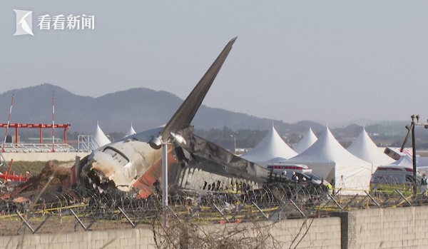 韓國(guó)空難客機(jī)黑匣子記錄的最后四分鐘停錄瞬間